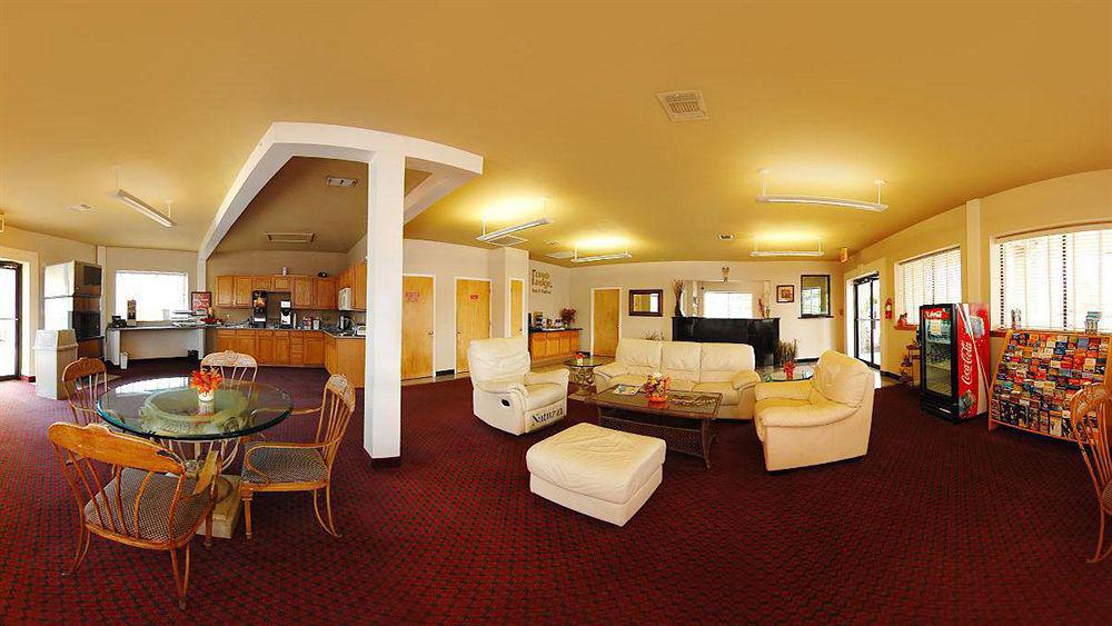 University Inn & Suites San Antonio Exterior photo